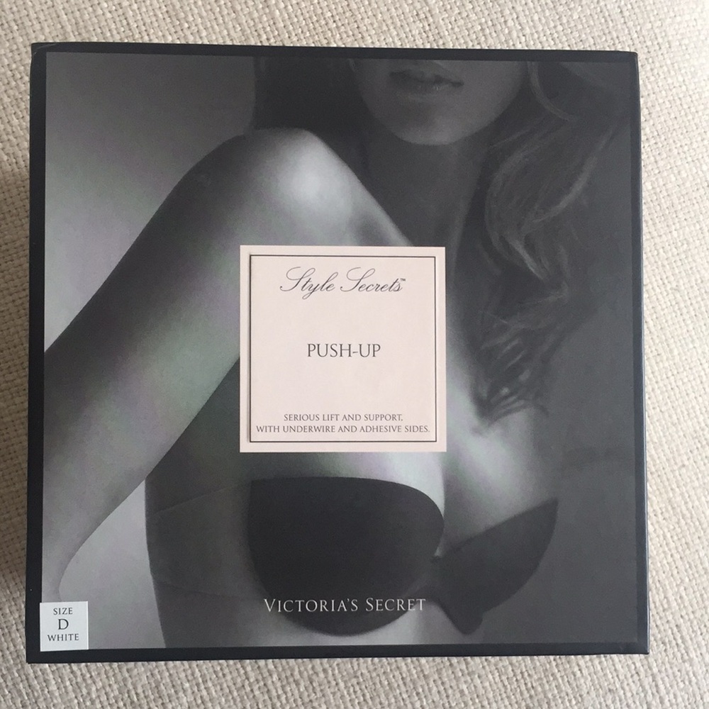 Victoria Secret Style Secrets Push-up Bra Backless